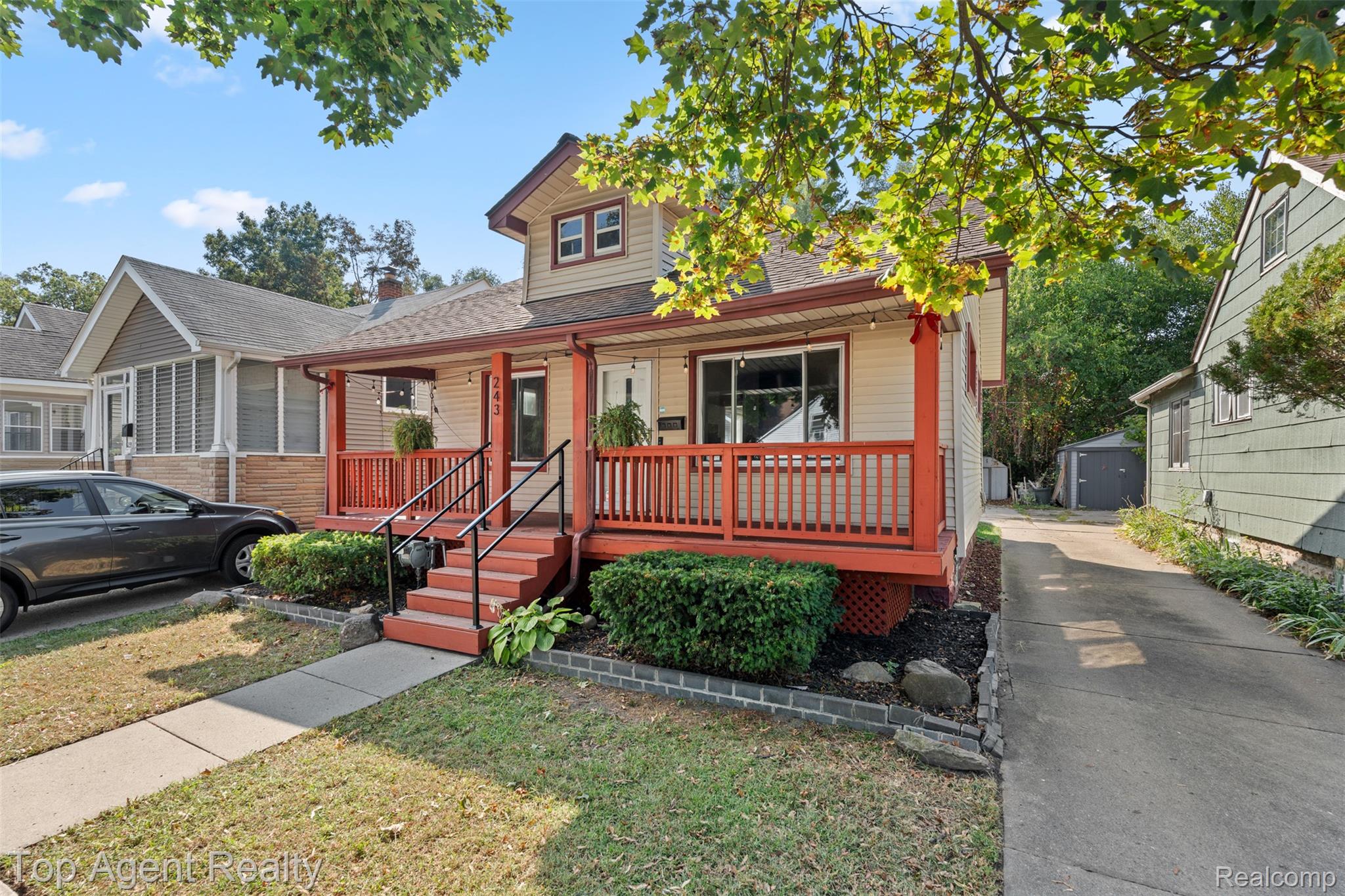 243 Edgewood Place
