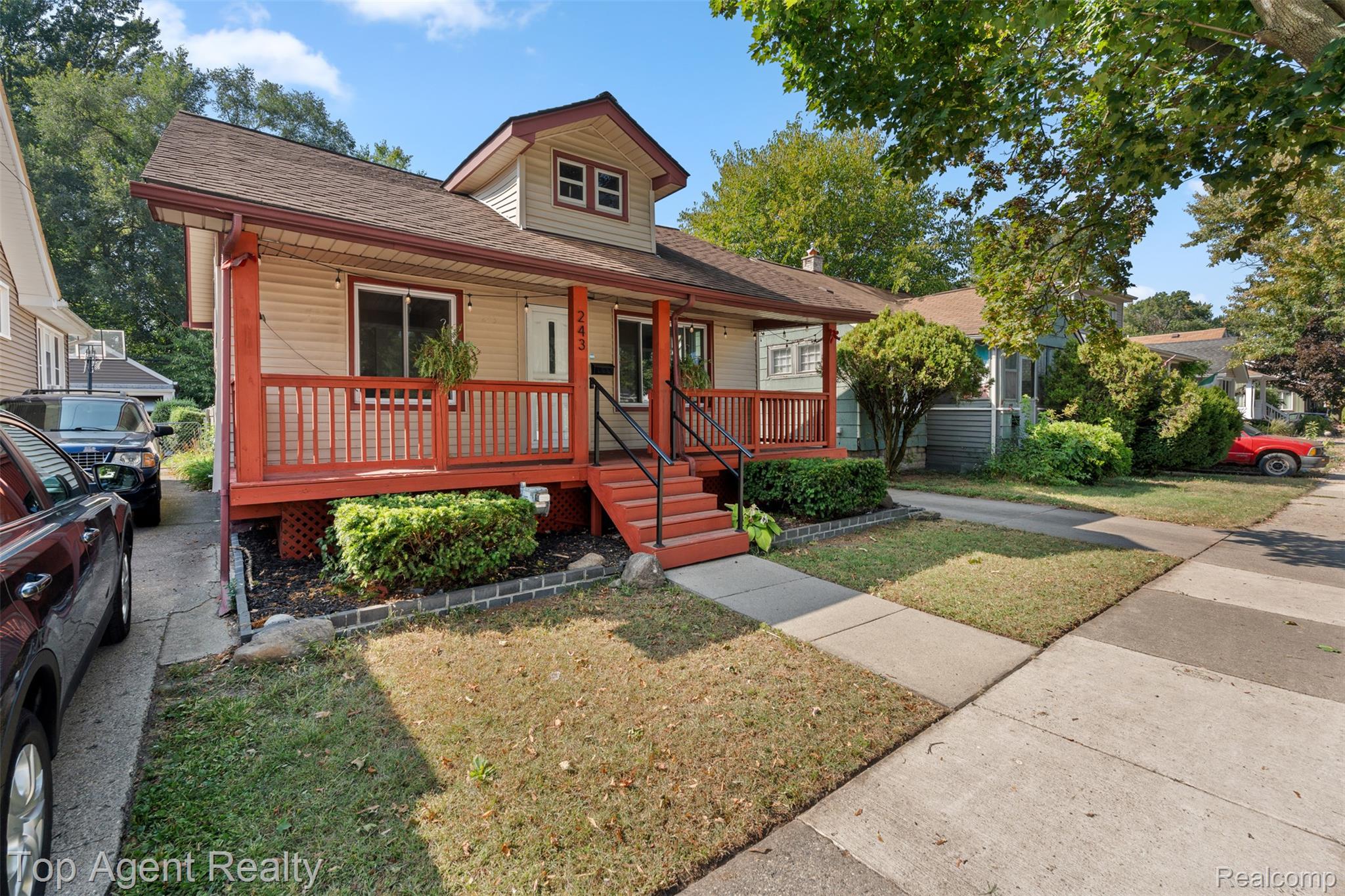 243 Edgewood Place