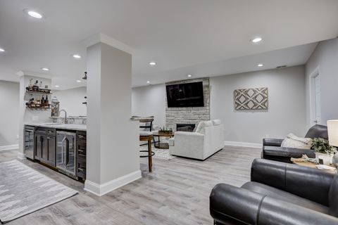 listing image 57