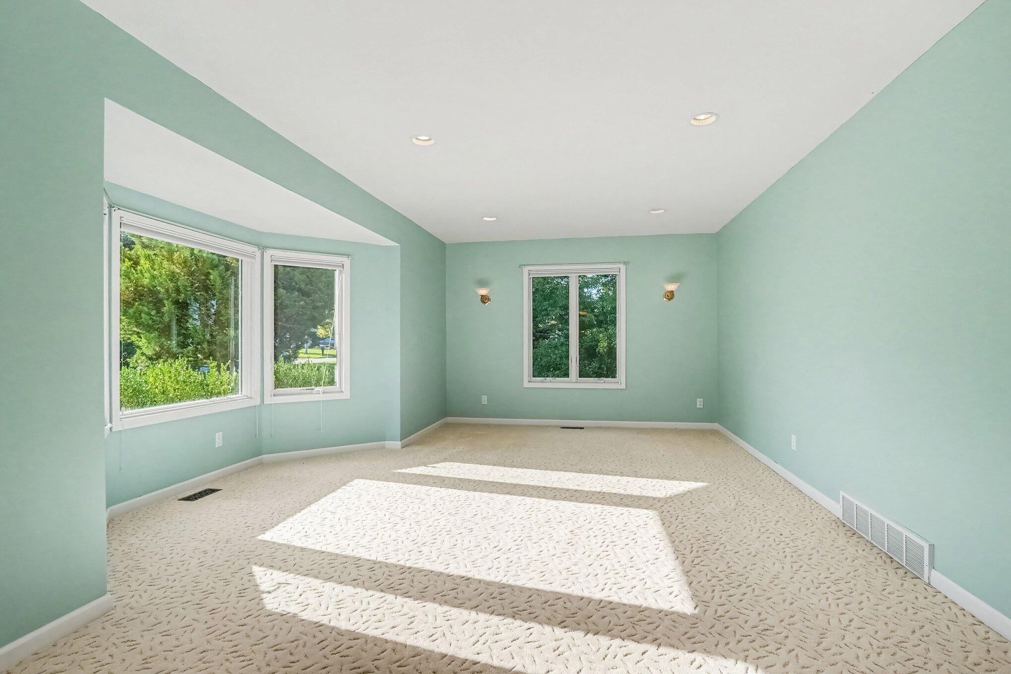 7811 Cardinal Drive