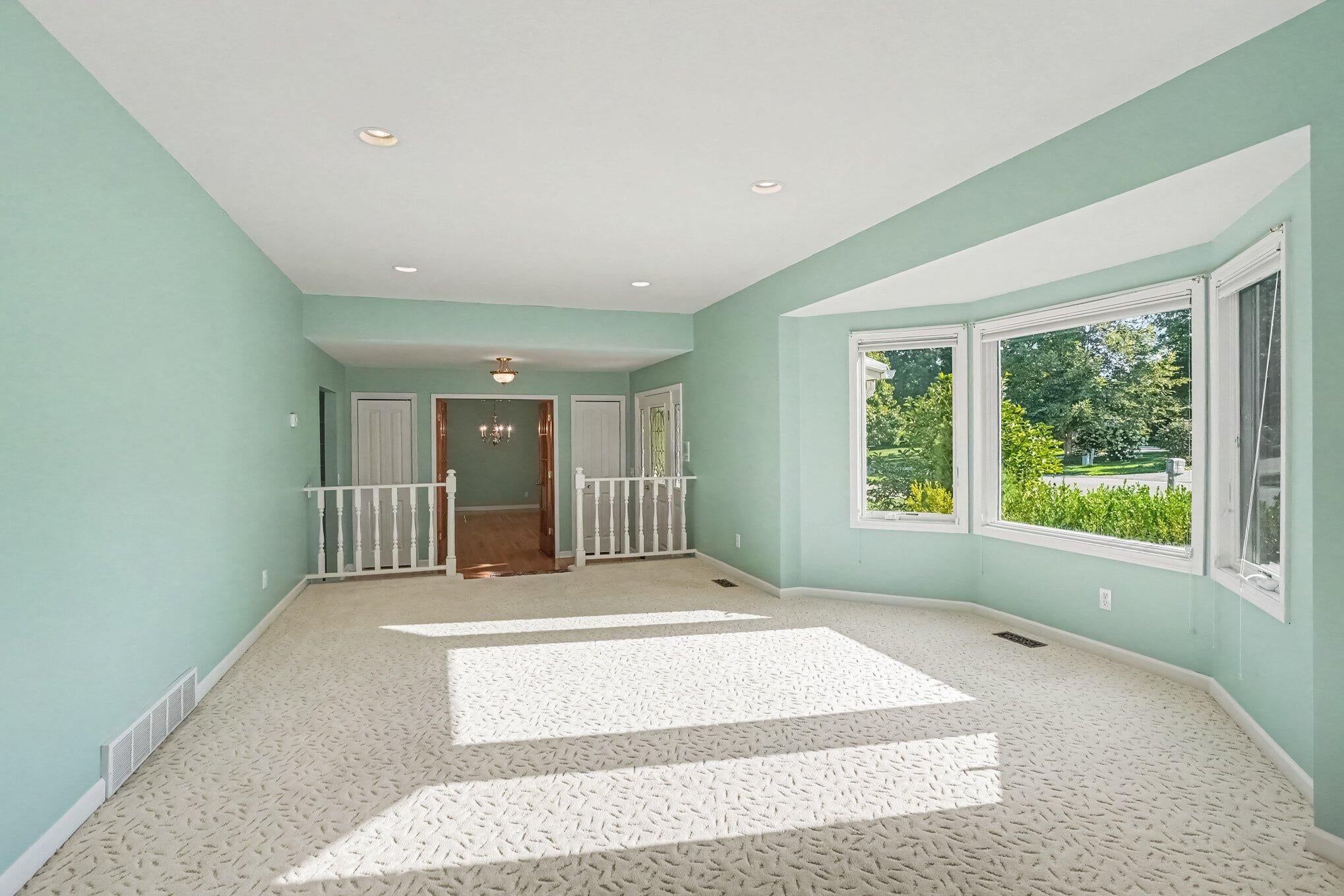 7811 Cardinal Drive