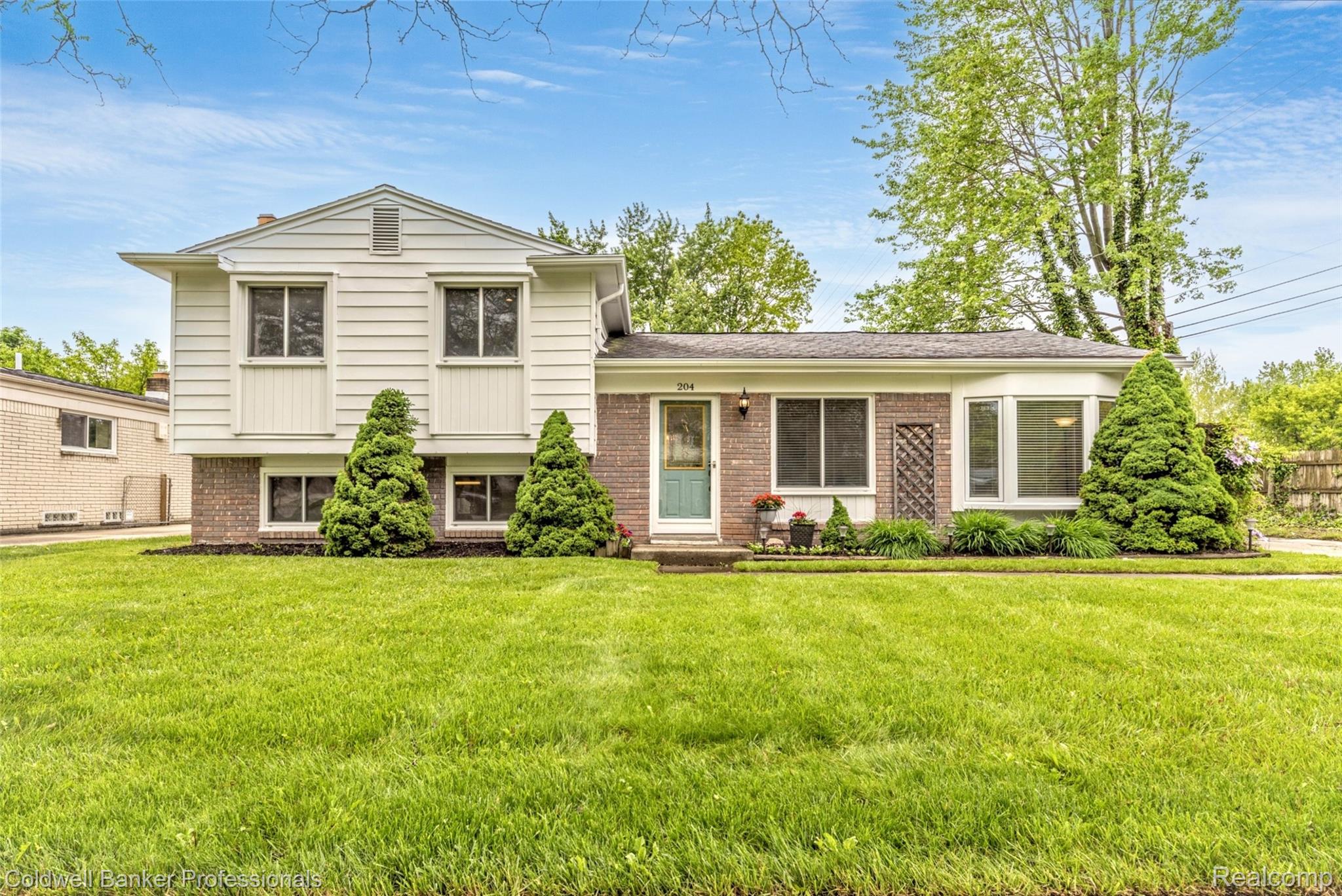204 Meadowlake Road