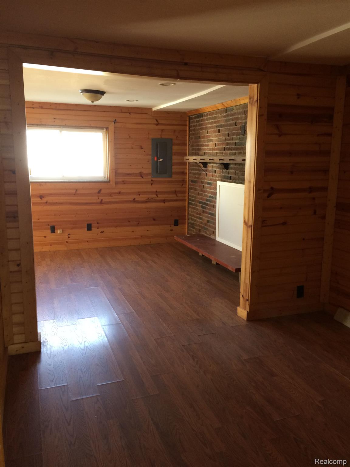 164 W MOREHOUSE Avenue N