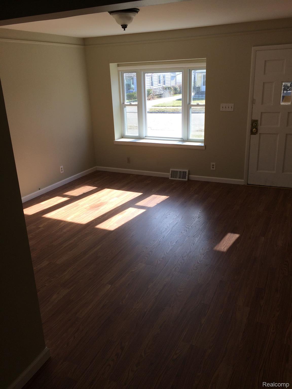 164 W MOREHOUSE Avenue N