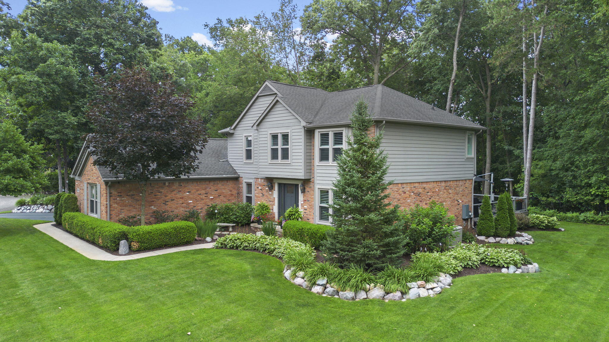 12072 Pembrooke Circle