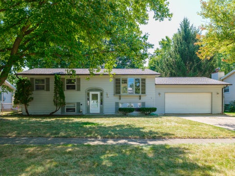 Photo of 1731 Redstock Avenue, Portage City, MI 49024 (MLS # 66026045938)