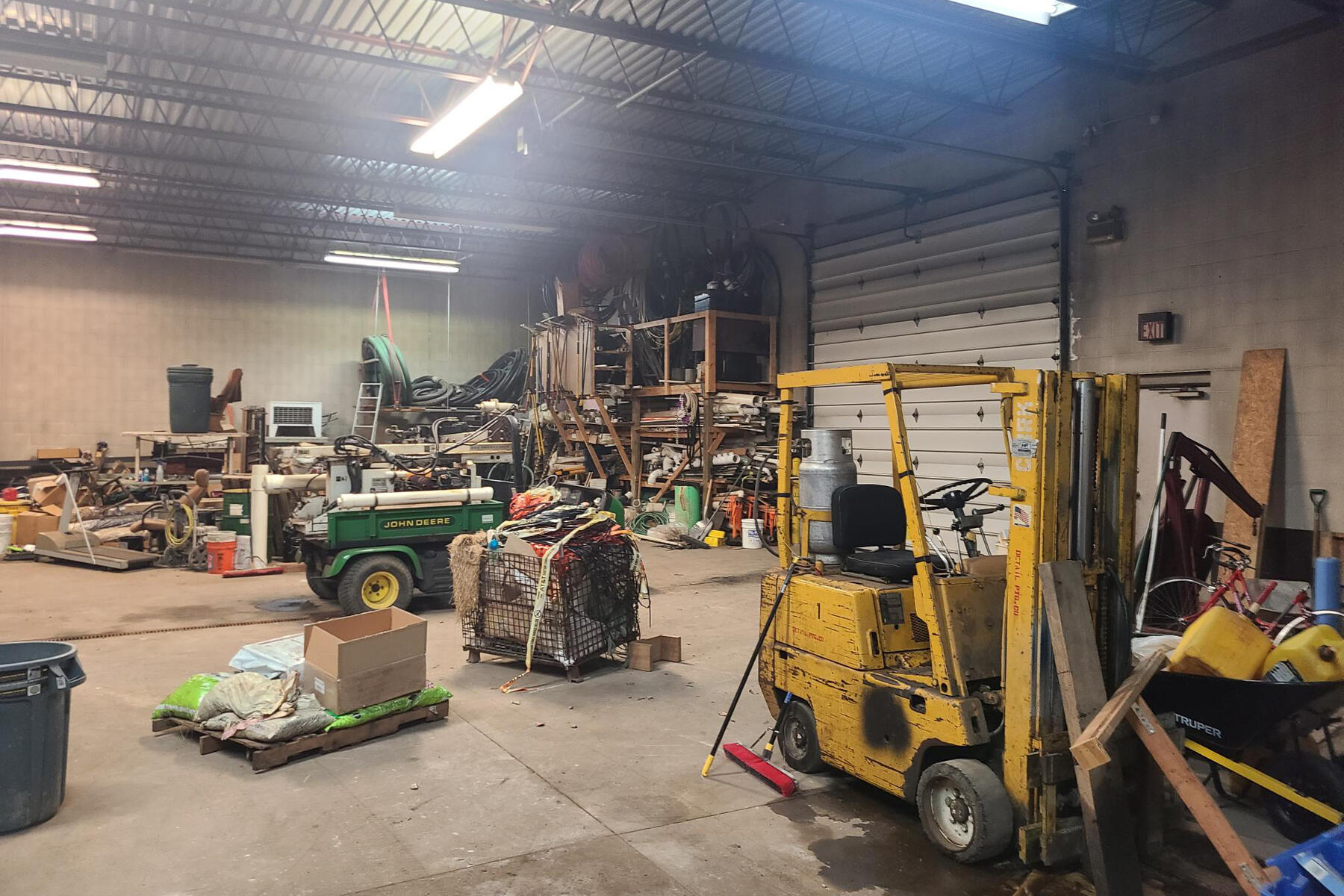 410 E Dowland Street