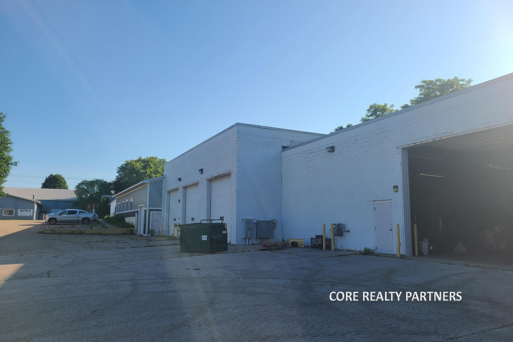 410 E Dowland Street