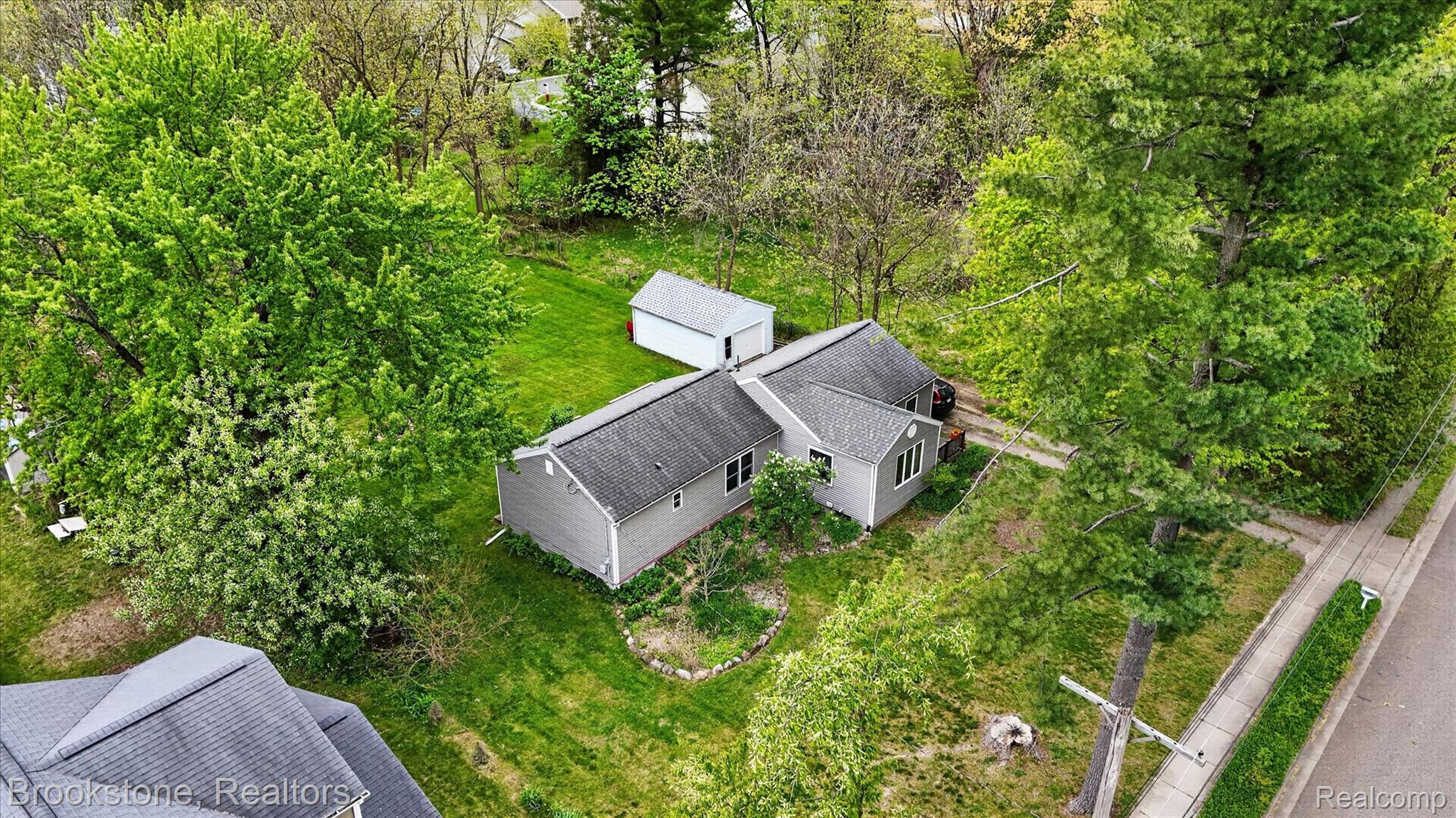 1331 Wolf Court