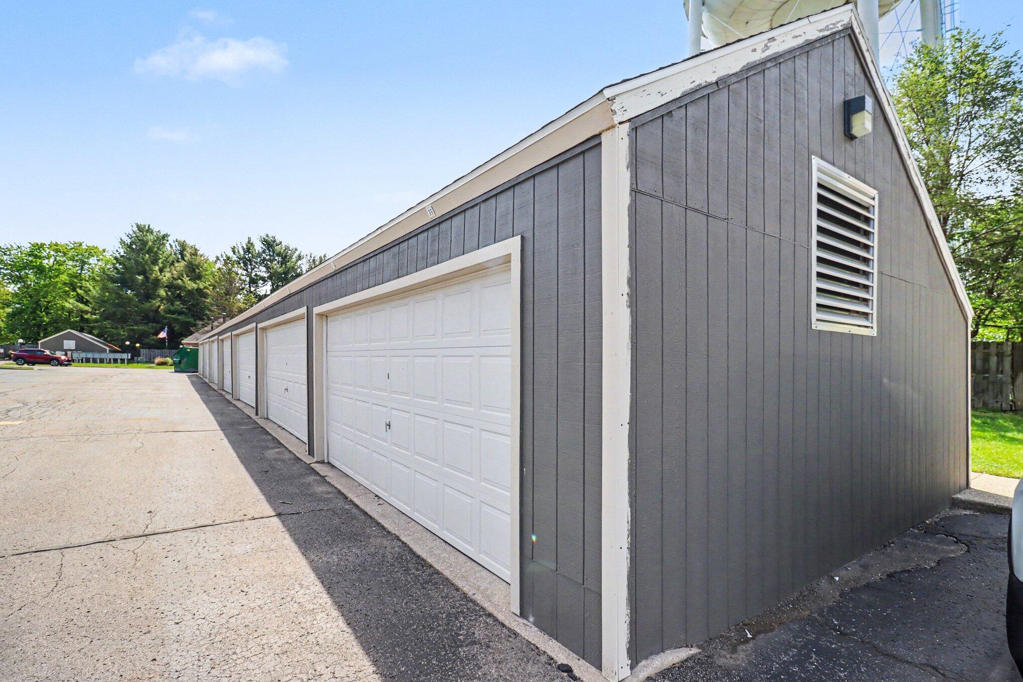 732 Pinckney Court