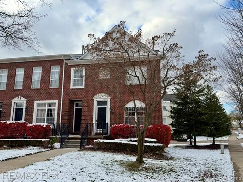 43203 Strand Sterling Heights City MI 48313