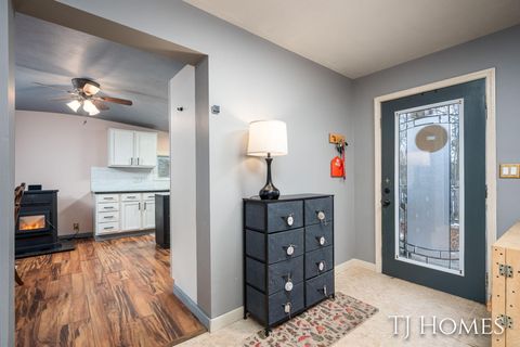 A home in CedarSpringsCity_Kent