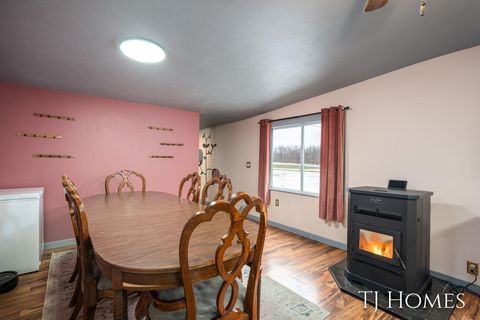 A home in CedarSpringsCity_Kent