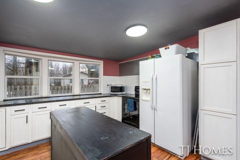 A home in CedarSpringsCity_Kent