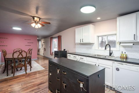 A home in CedarSpringsCity_Kent