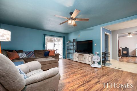 A home in CedarSpringsCity_Kent