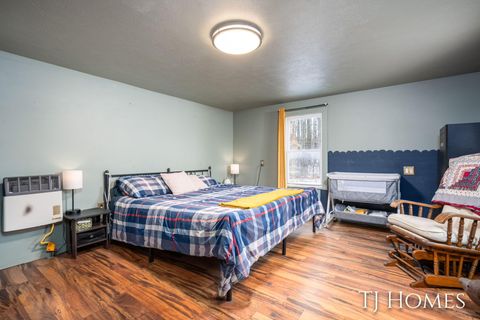 A home in CedarSpringsCity_Kent