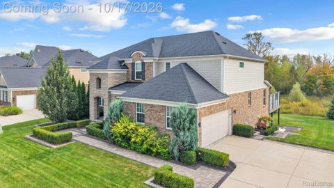Tiny photo for 2866 Montgomery Circle, Commerce Charter Township, MI 48390 (MLS # 20261080883)