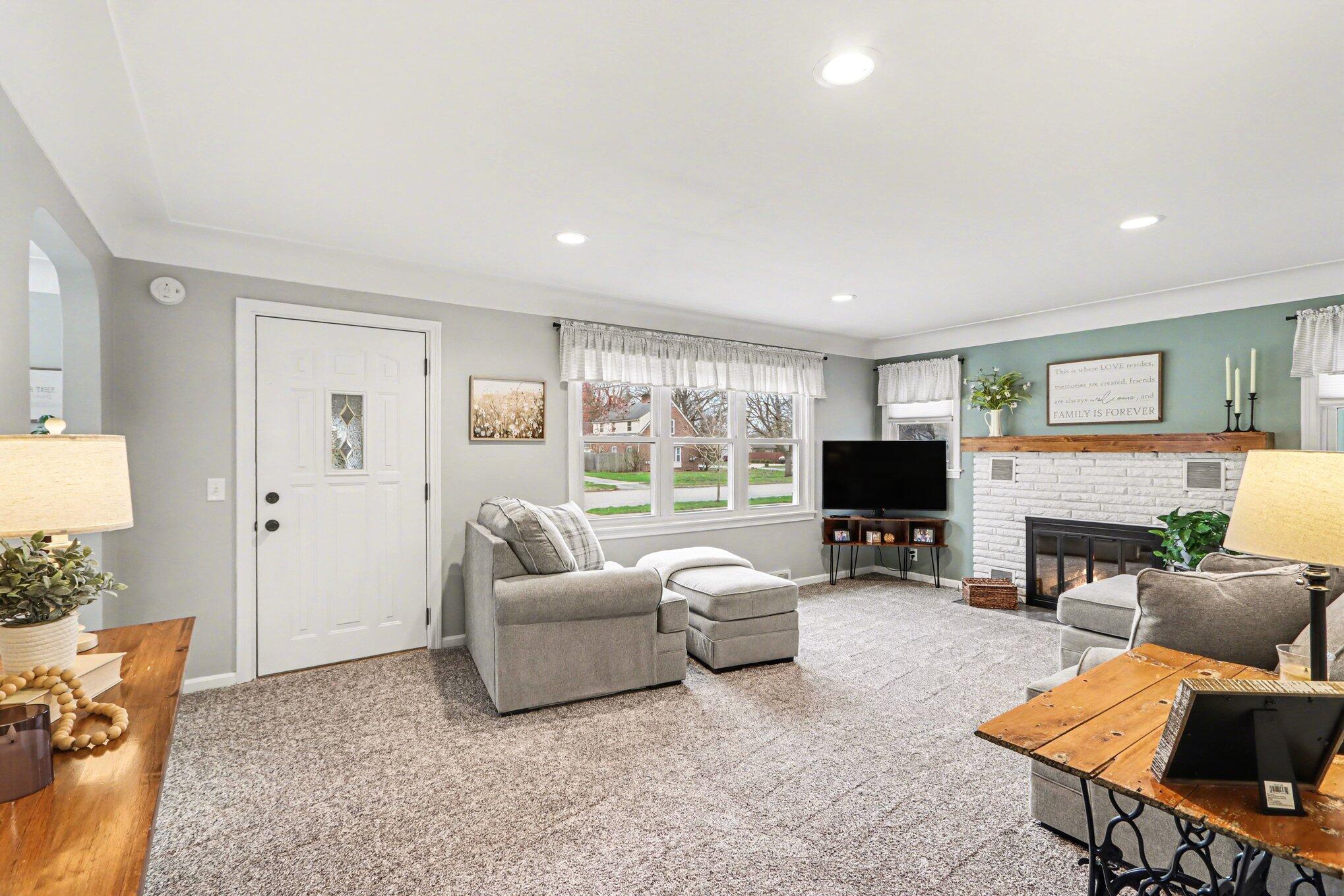 1813 Paddington Road