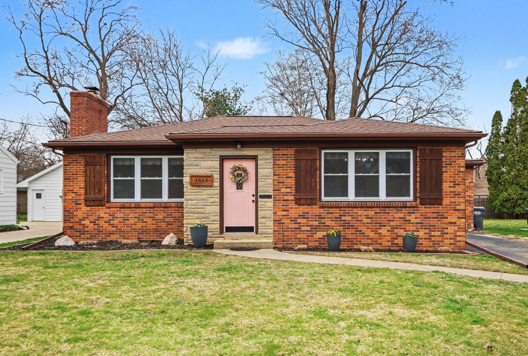 1813 Paddington Road