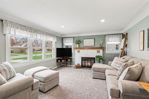Tiny photo for 1813 Paddington Road, Kalamazoo City, MI 49001 (MLS # 66026013465)