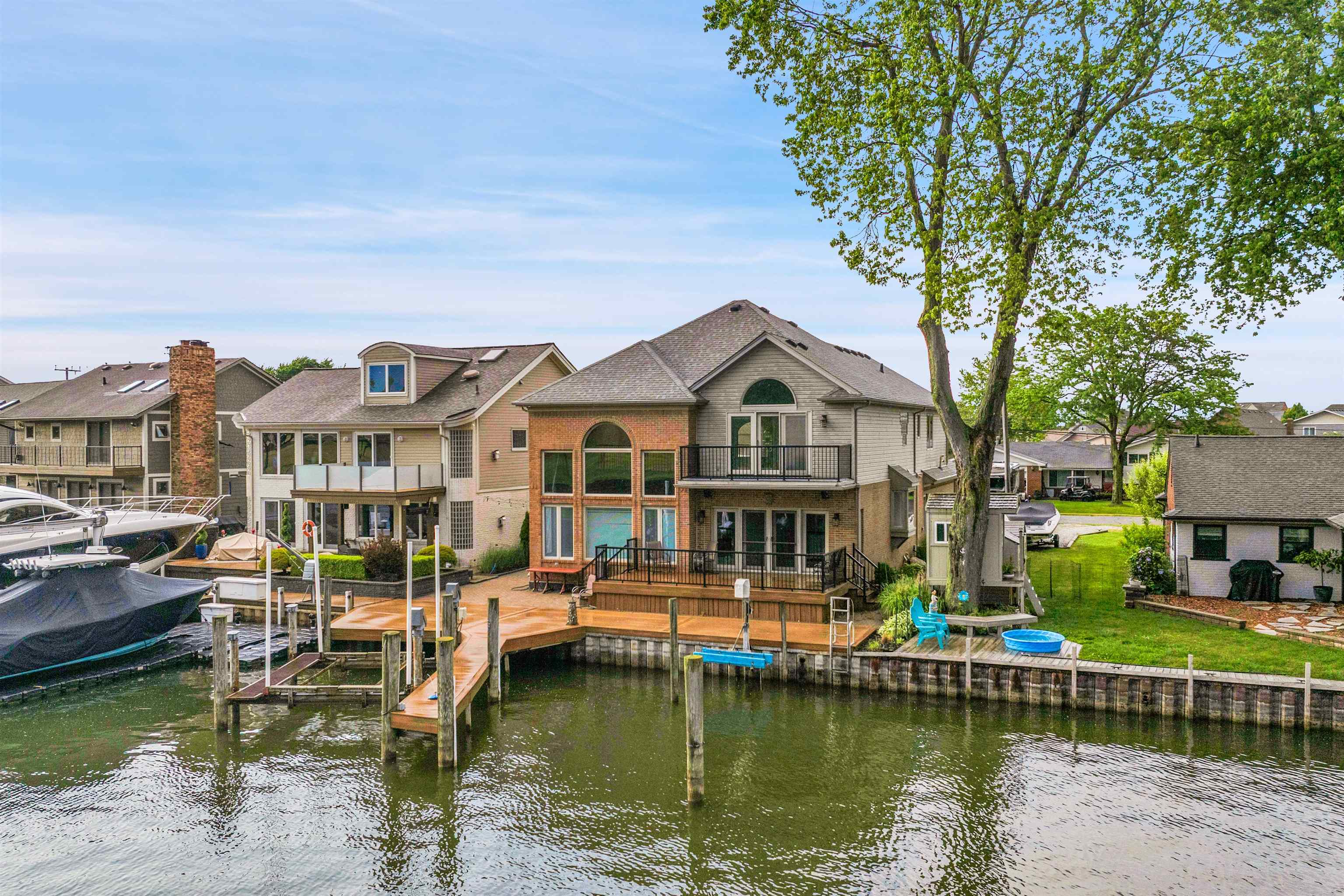 37701 huron pointe Drive