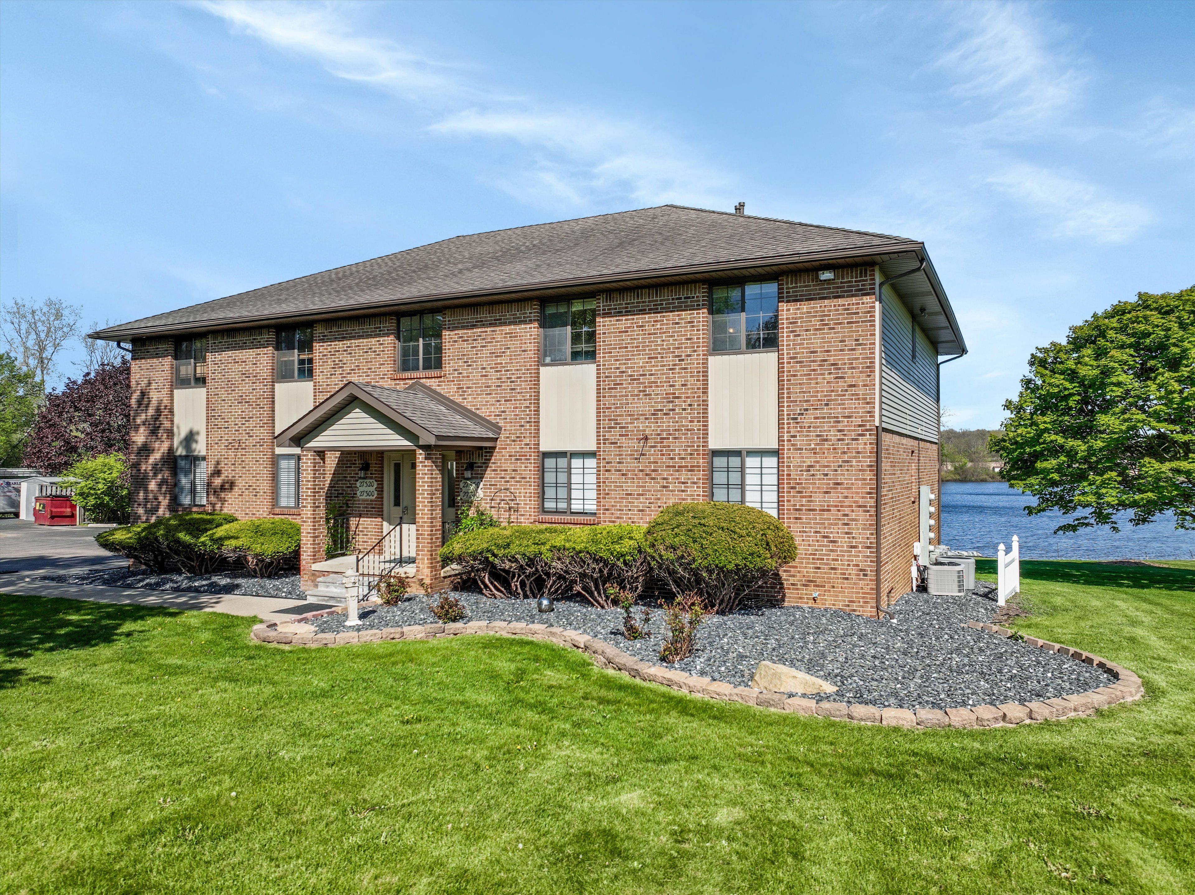 27330 SANDY HILL