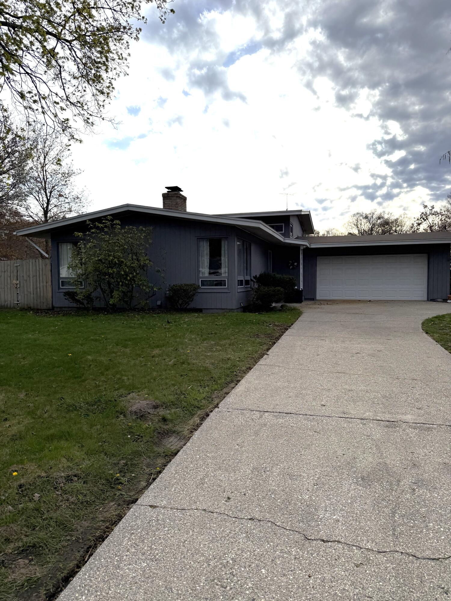 2059 Garland Drive