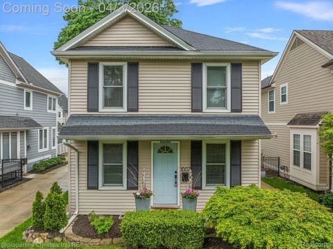 1007 CHESTER Street Birmingham City MI 48009