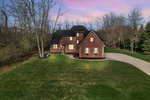 1050 DEER PATH Trail Oxford Charter Township Oakland MI 48371