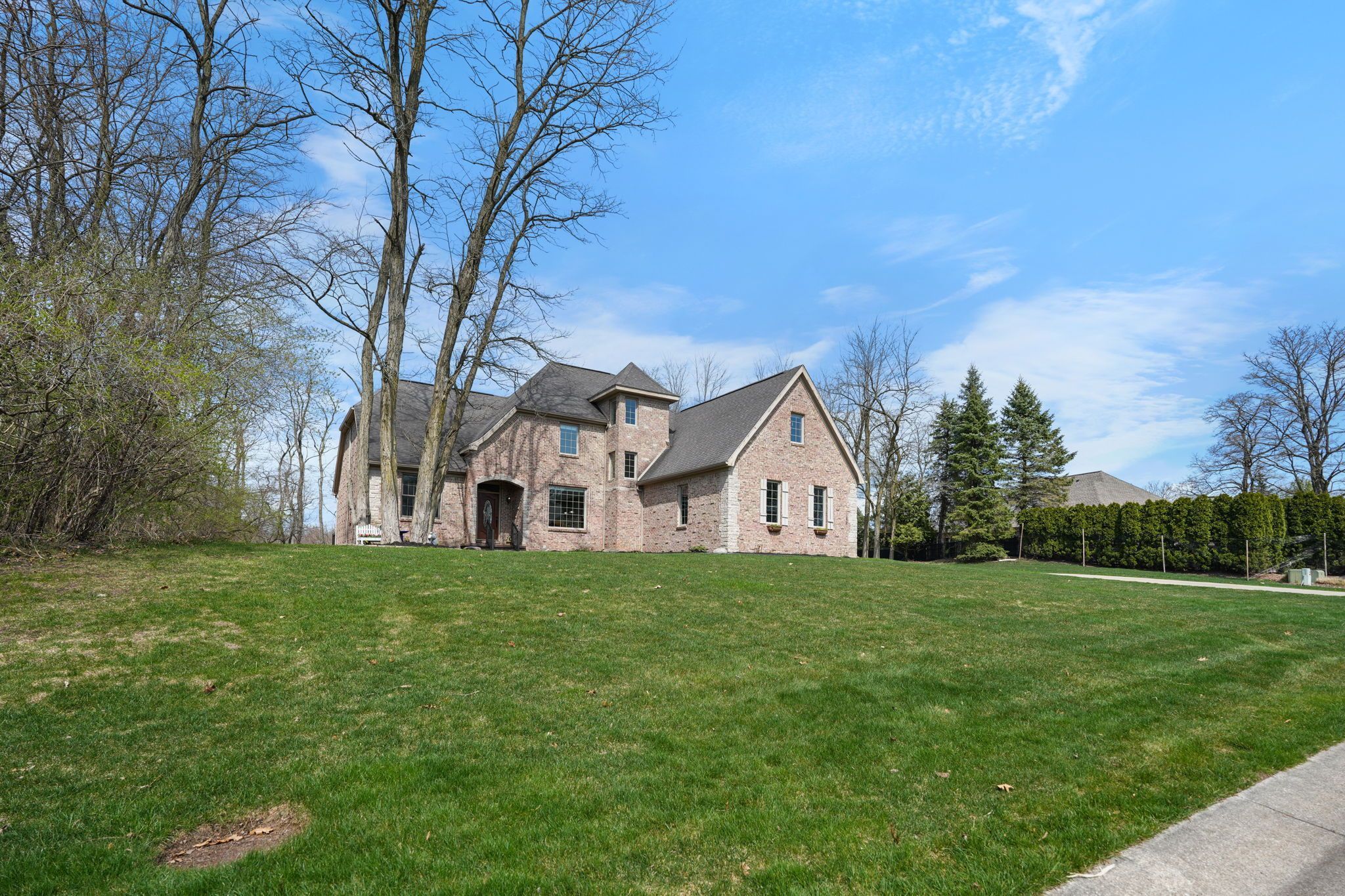 1050 DEER PATH Trail