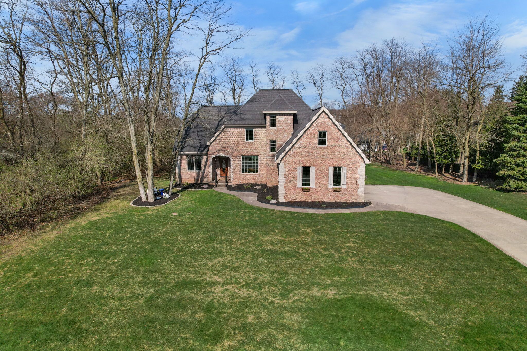 1050 DEER PATH Trail