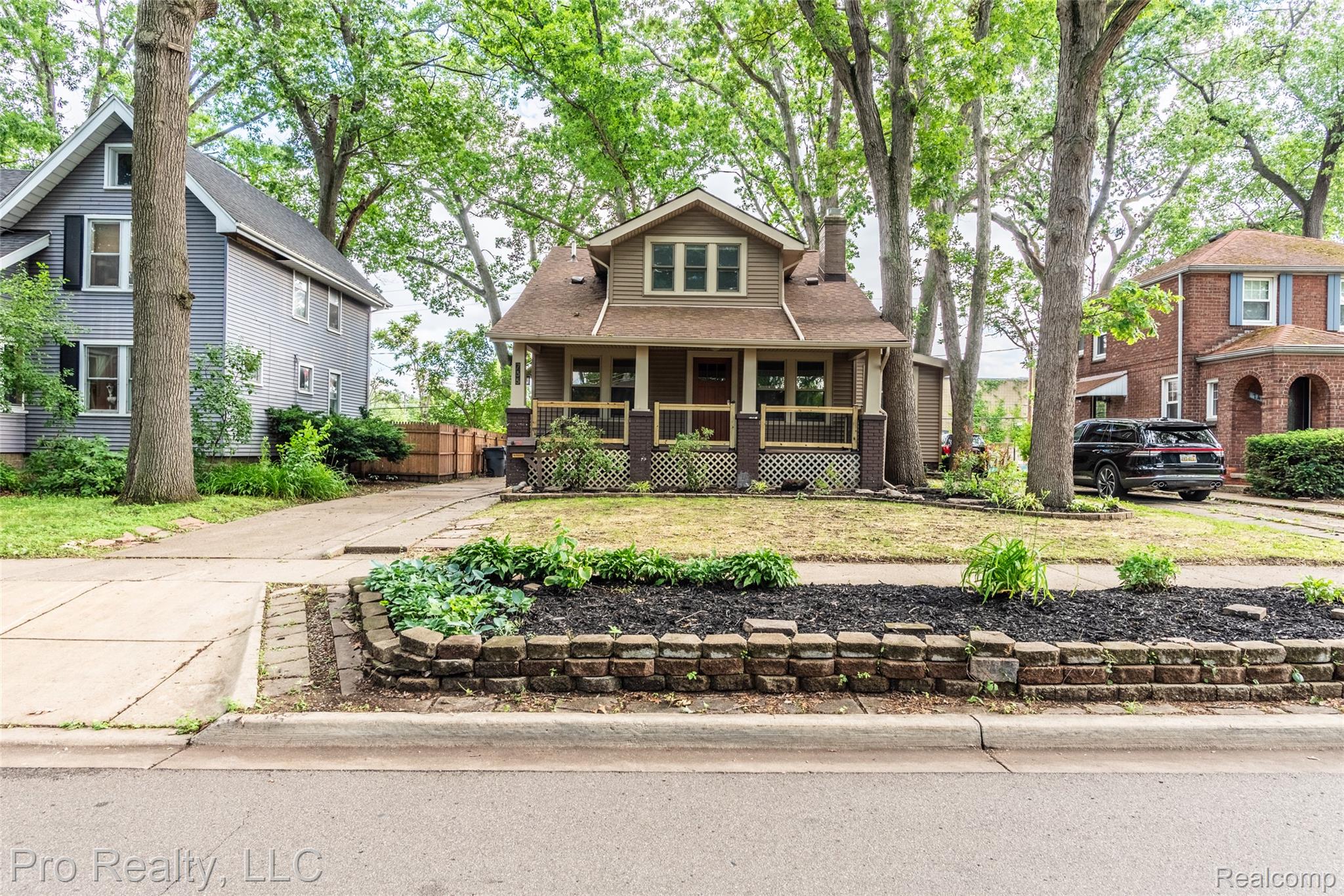735 Withington Street