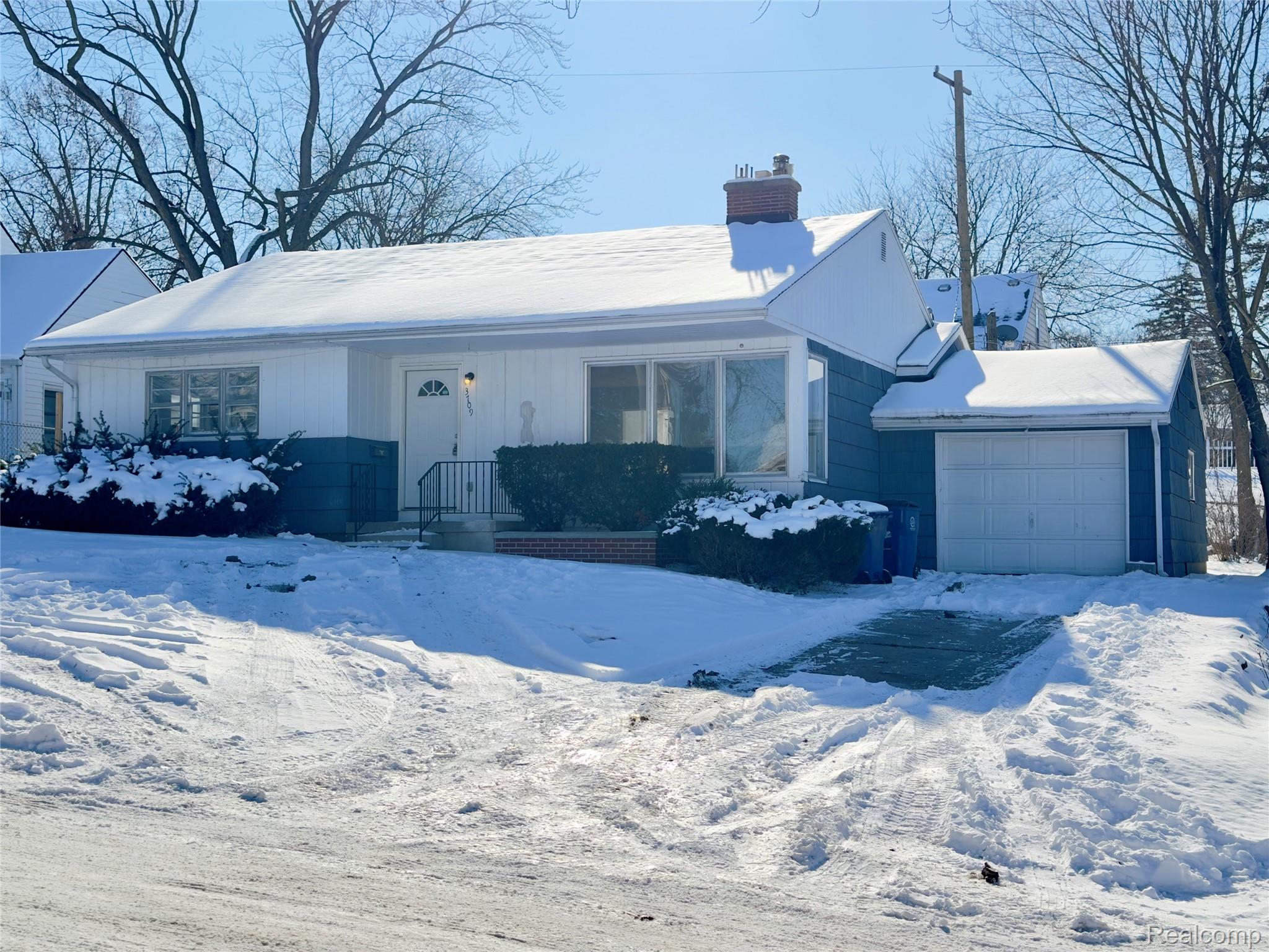 3709 Brentwood Drive