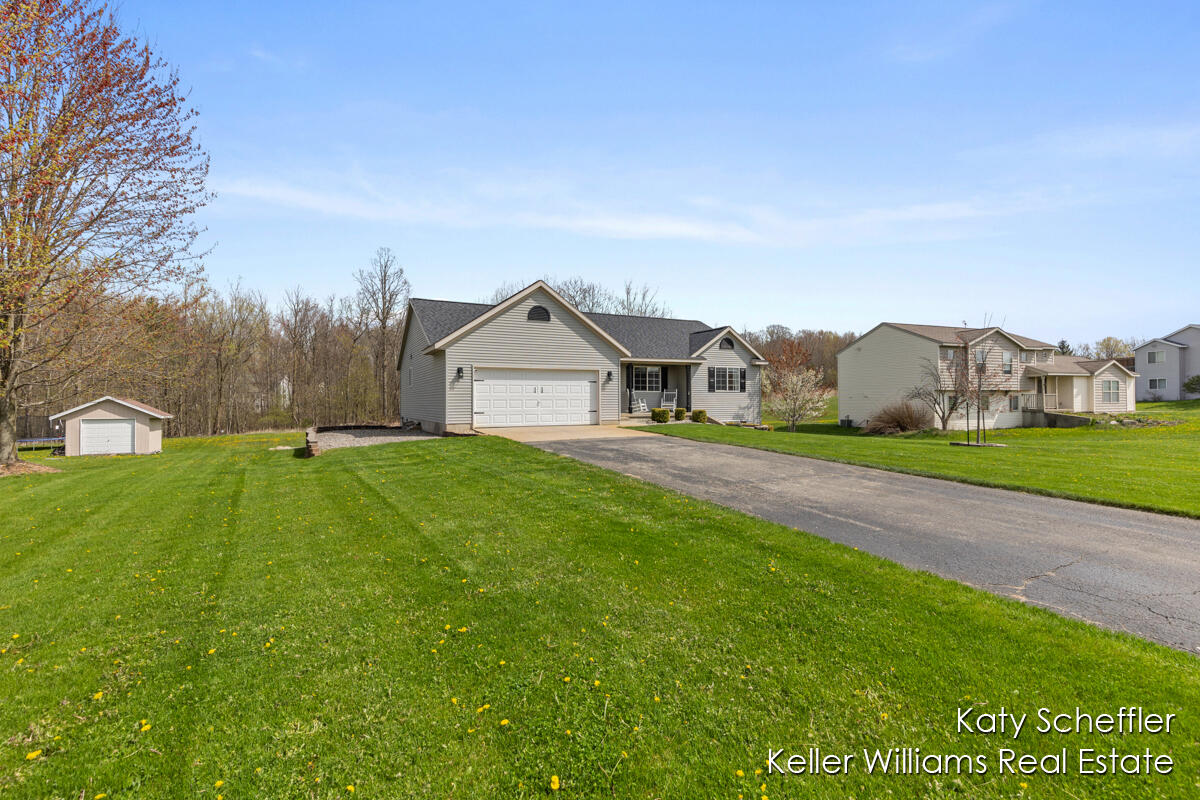 2241 Avalon View Drive NE