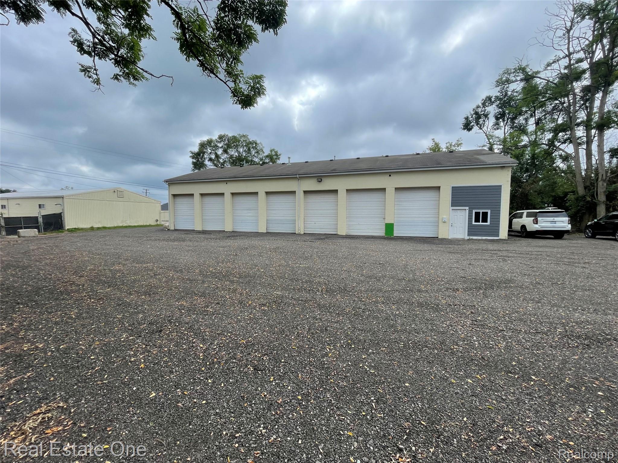 5433 Dixie Highway