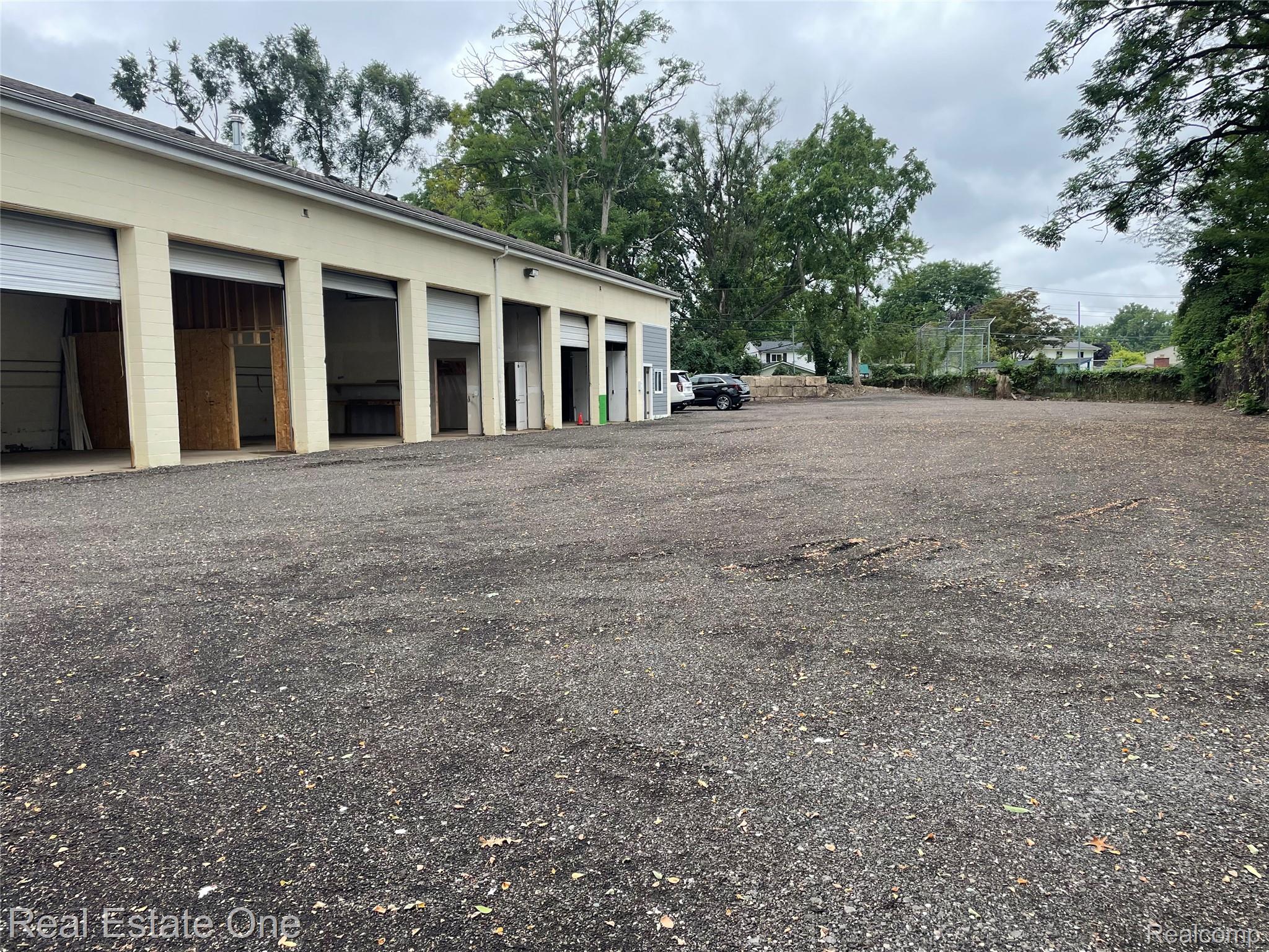 5433 Dixie Highway