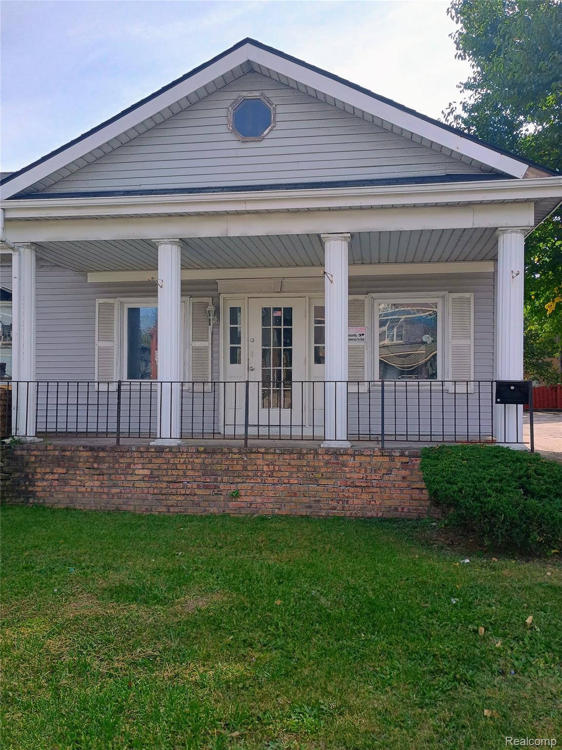 363 W Huron Street