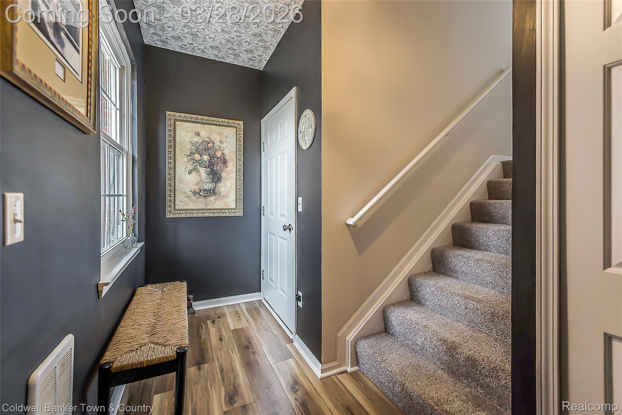 3377 Kneeland Circle