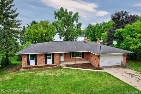 11476 Delmar Drive Deerfield Township MI 48430