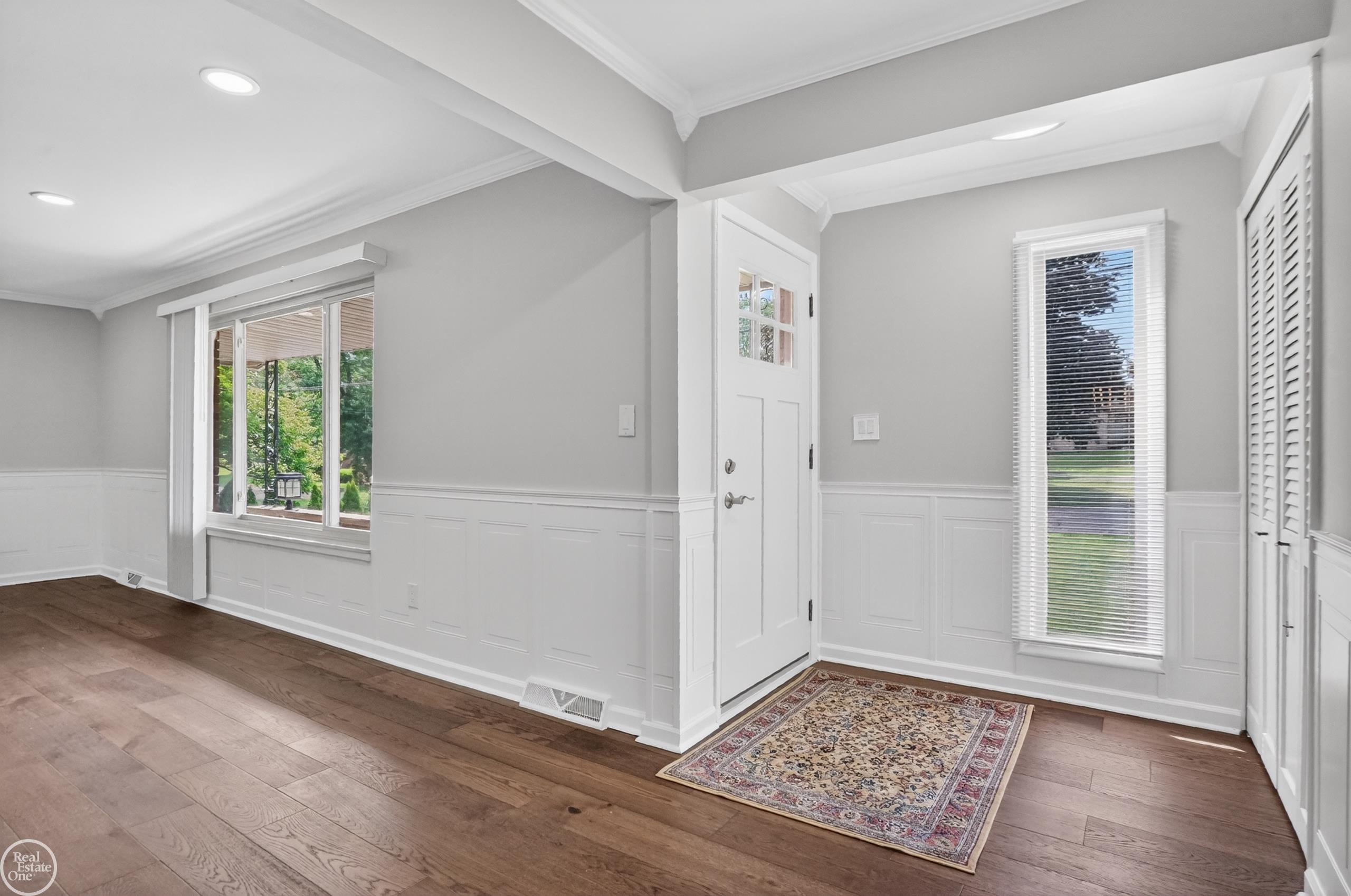 8650 Sandy Crest Drive