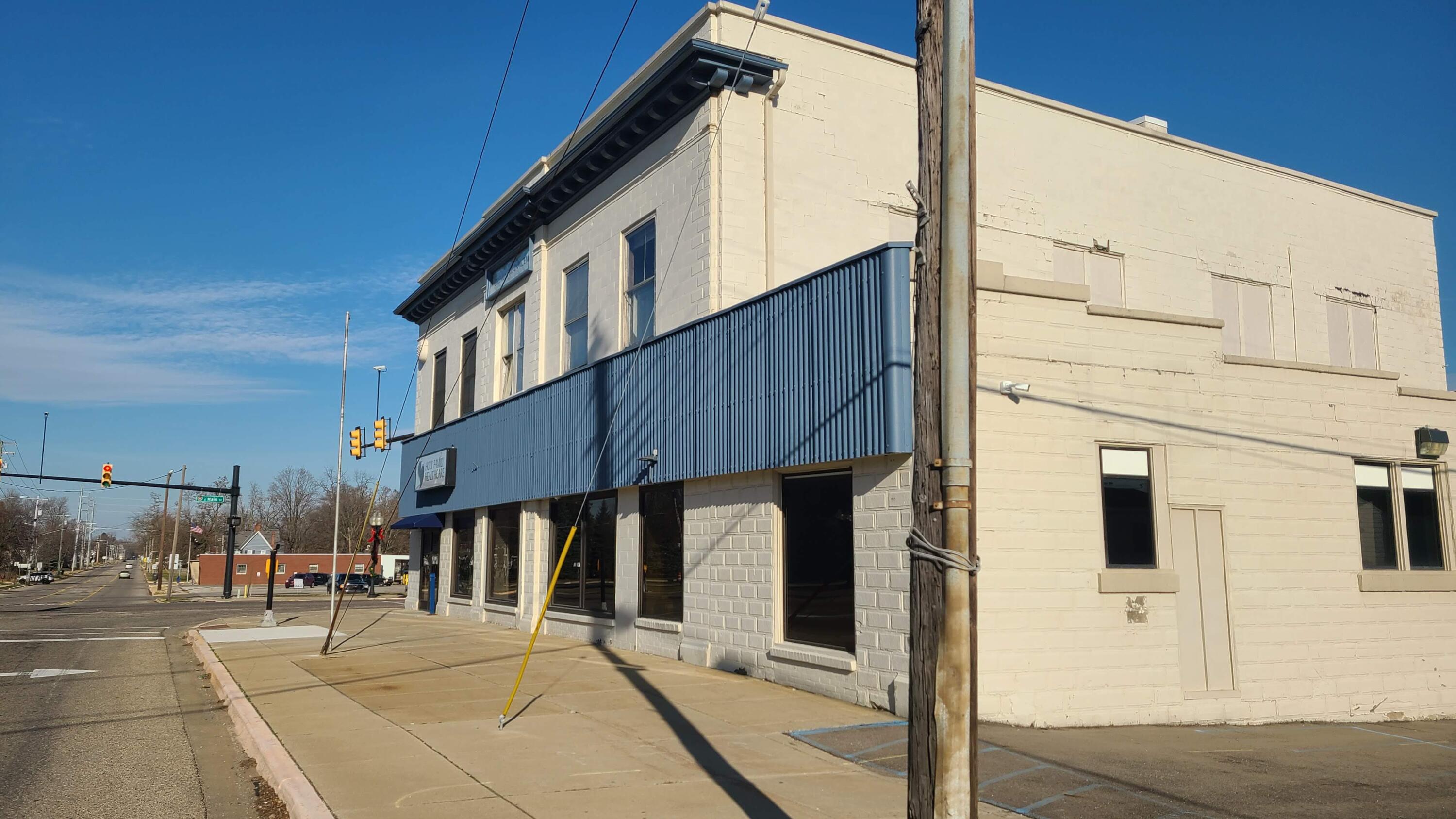 2 E Main Street