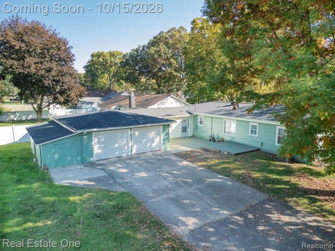Tiny photo for 3984 Seeden Street, Waterford Charter Township, MI 48329 (MLS # 20261081705)