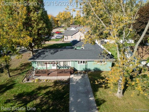 Tiny photo for 3984 Seeden Street, Waterford Charter Township, MI 48329 (MLS # 20261081705)