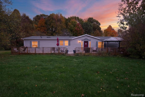 9386 HENDERSON RD, OTISVILLE, MI 48463 - Image e6b6825c3c9f79dec34cae0d2bfef91b/1309124592
