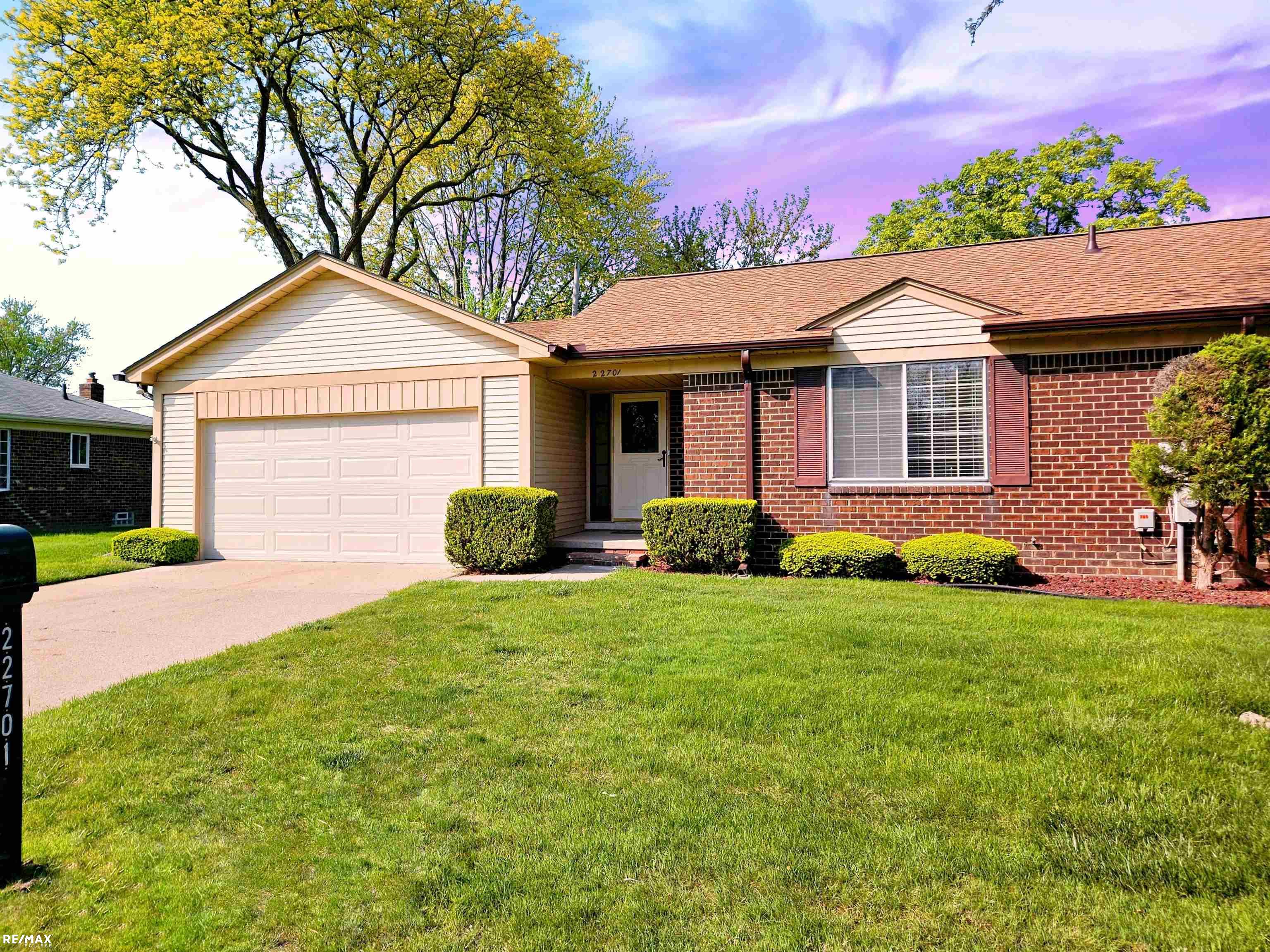 22701 Shoreview Court