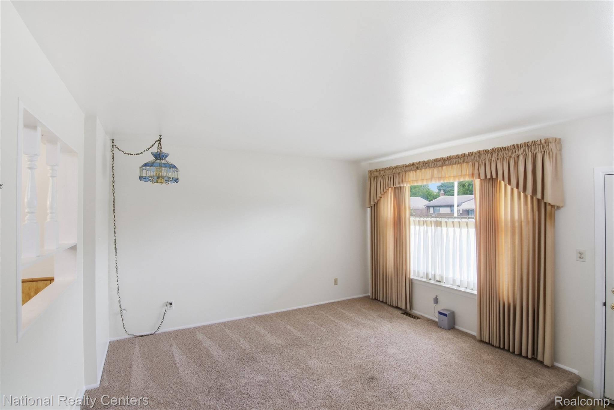30469 Grandview Avenue