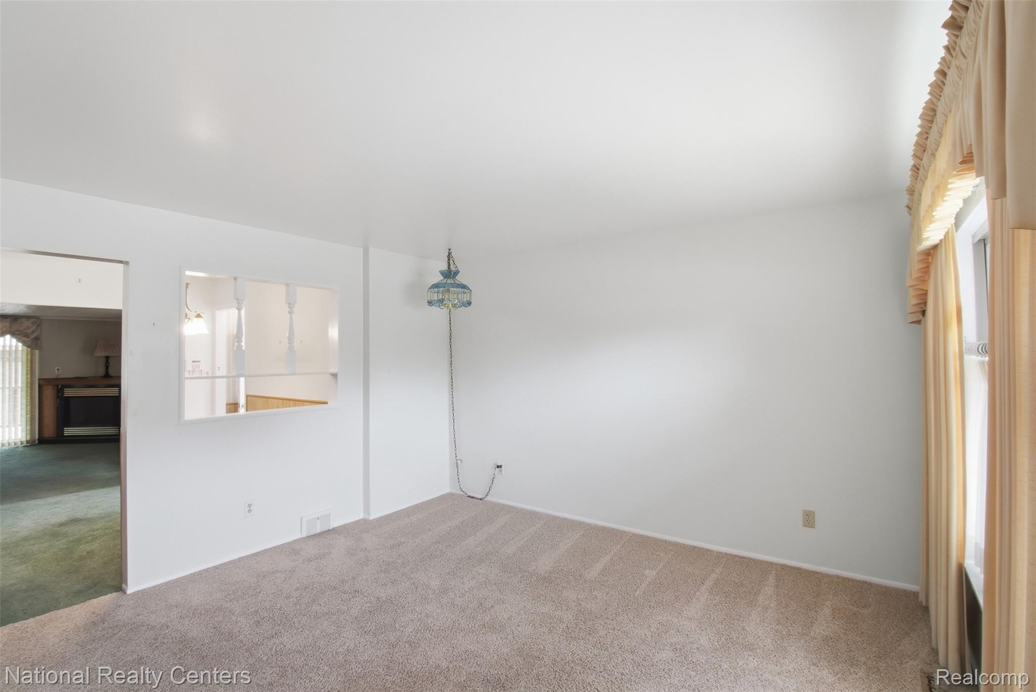 30469 Grandview Avenue
