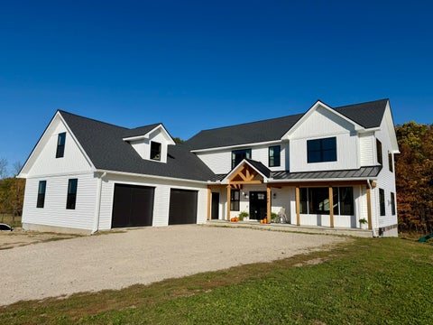 Photo of 1700 Fowlerville Road, Handy Township, MI 48836 (MLS # 81026055093)