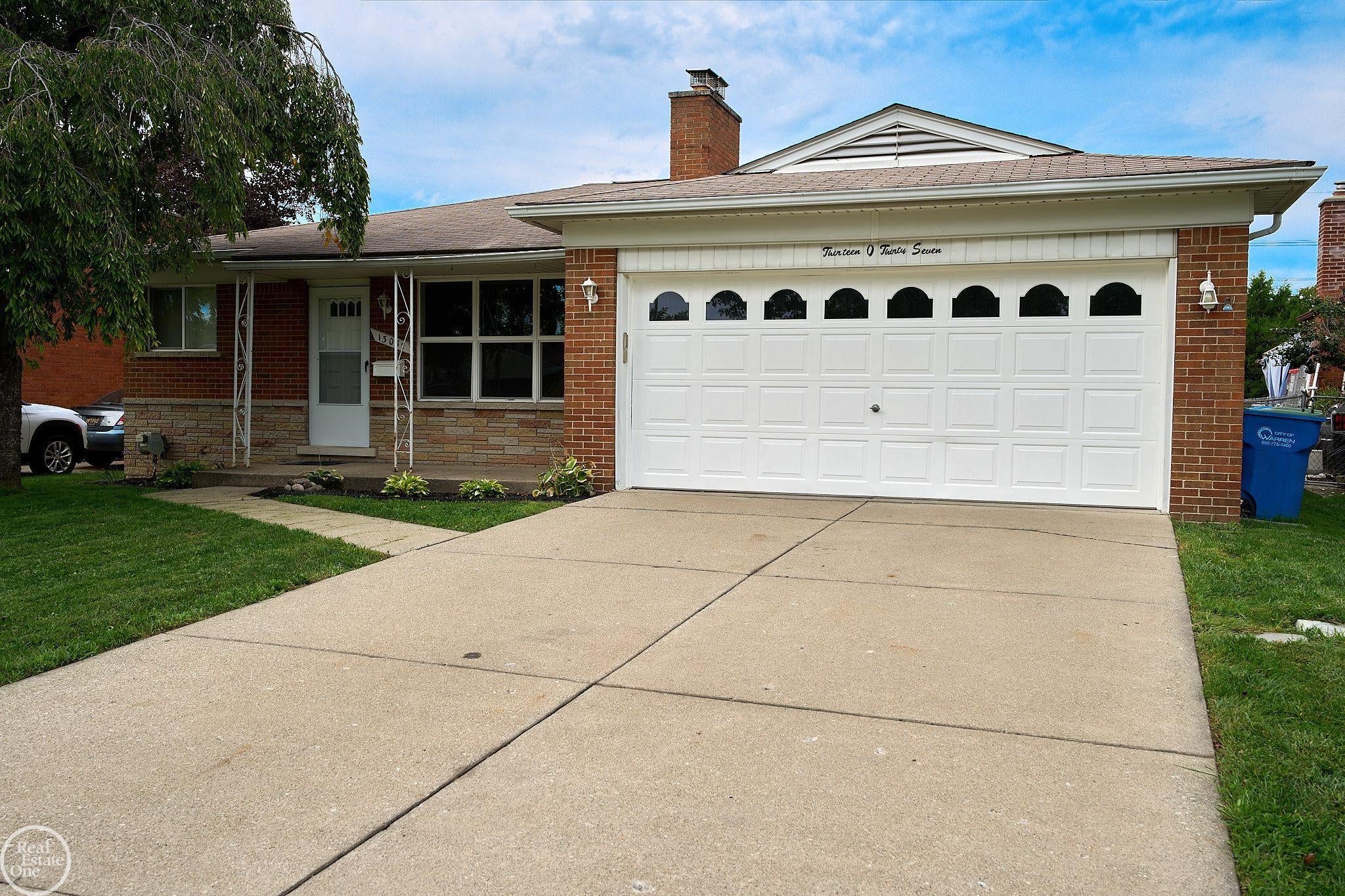 13037 Champaign Avenue